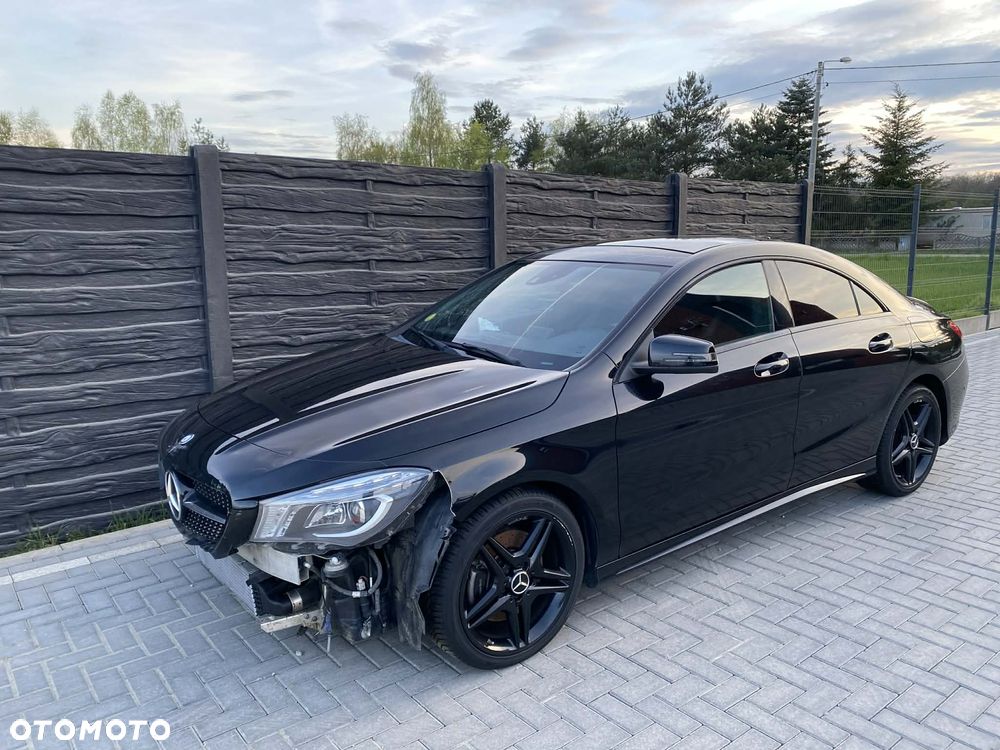 Mercedes-Benz CLA 220 CDI 7G-DCT AMG Line - 33