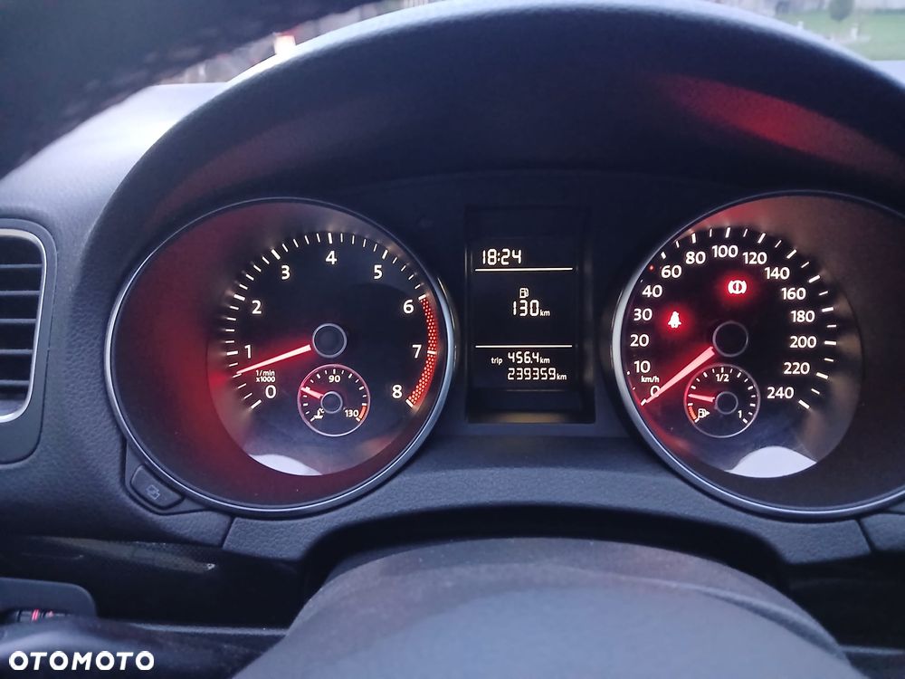 Volkswagen Golf - 14