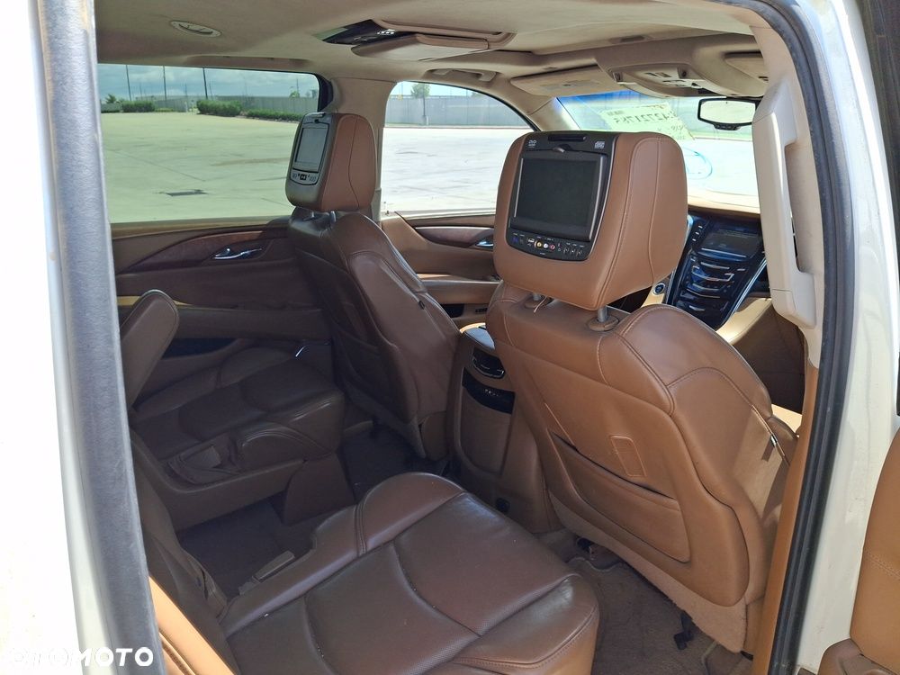 Cadillac Escalade 6.2 V8 ESV Platinum - 6
