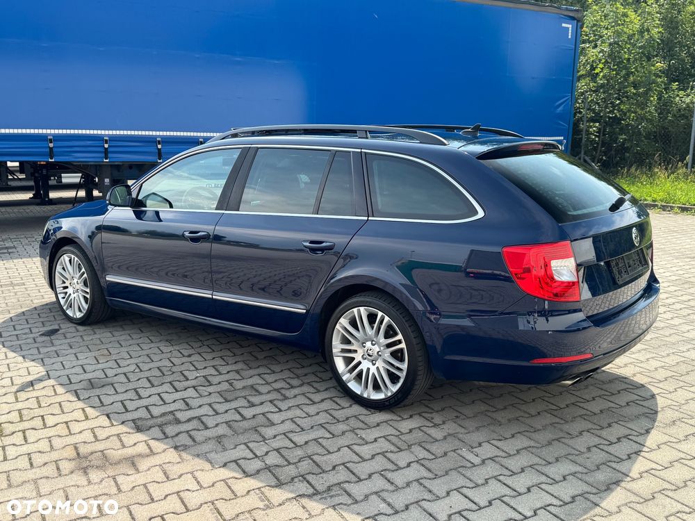 Skoda Superb 2.0 TDI Elegance - 12