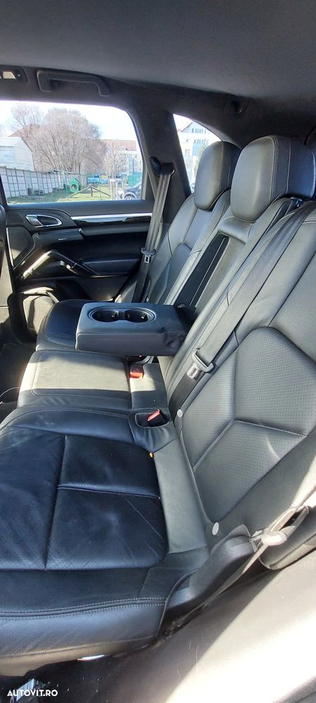 Porsche Cayenne 3.0TD TipTronic - 8