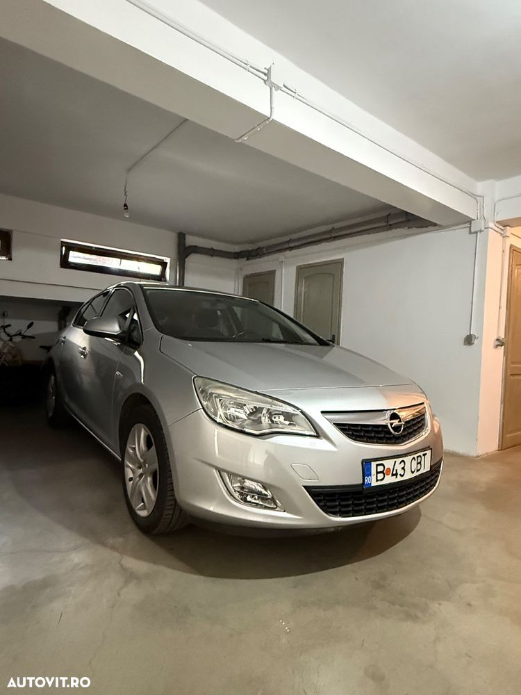 Opel Astra 1.7 CDTI Enjoy - 11