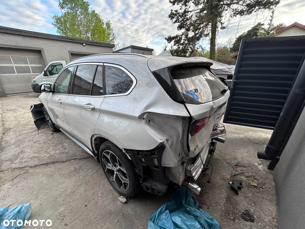 BMW X1 xDrive25i xLine - 15