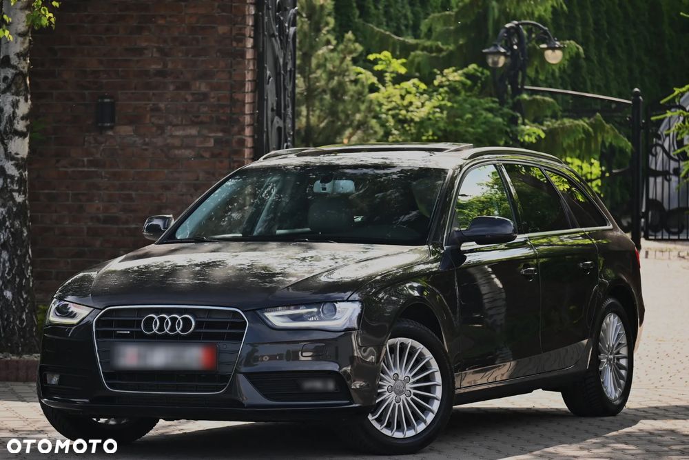 Audi A4 Avant 2.0 TFSI quattro S tronic S line Sportpaket - 2