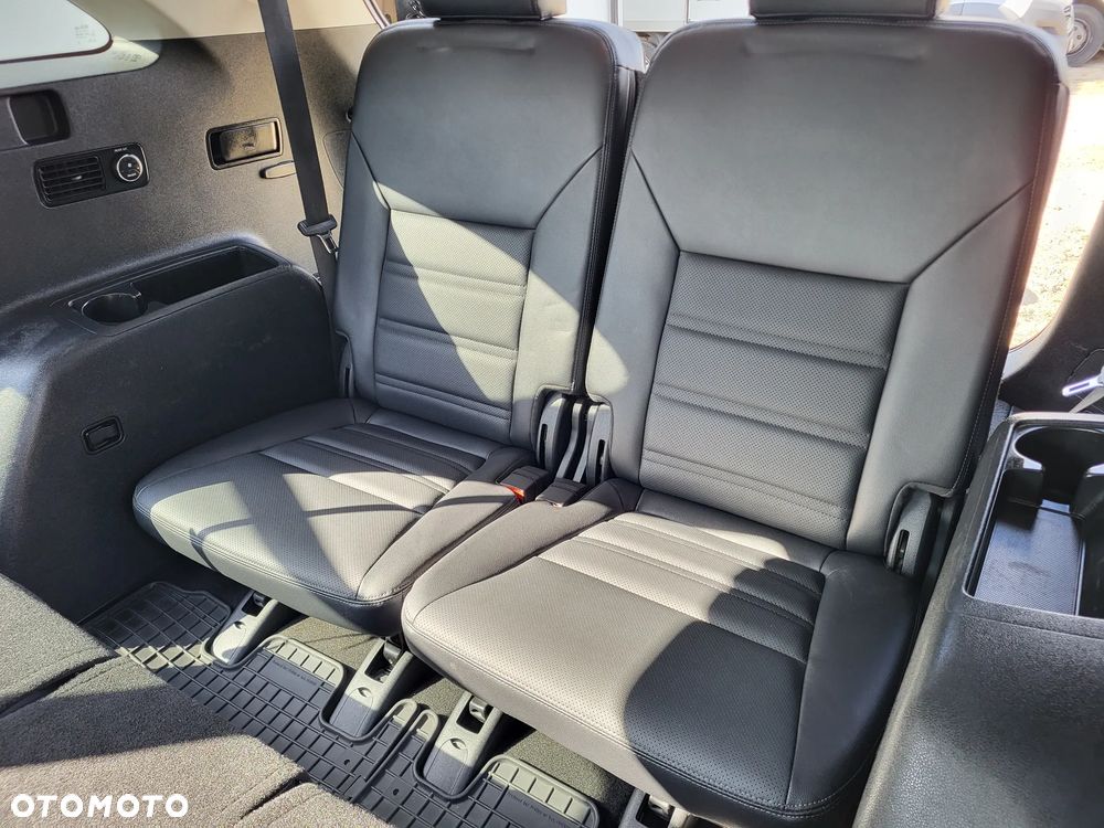 Kia Sorento - 2