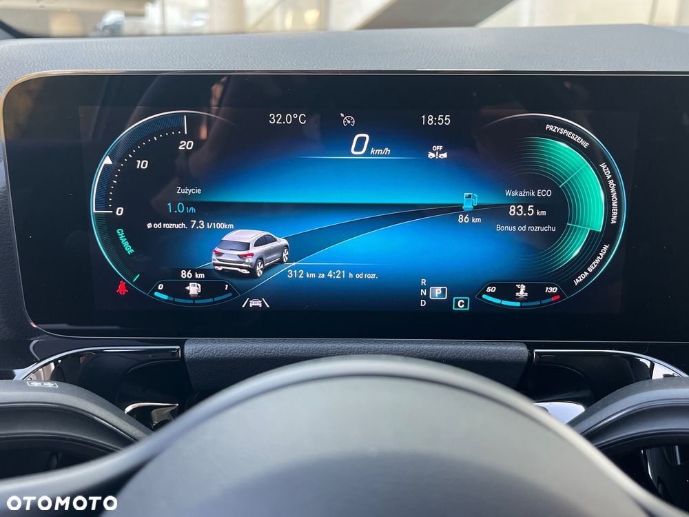 Mercedes-Benz GLA 200 Style - 21