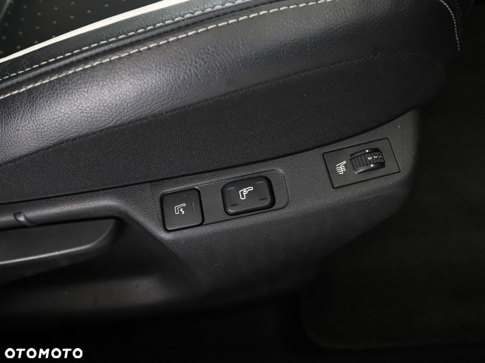 DS Automobiles DS 4 - 40