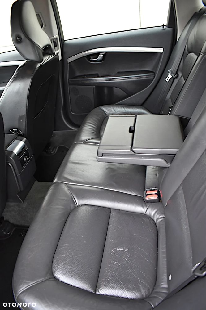 Volvo V70 - 33
