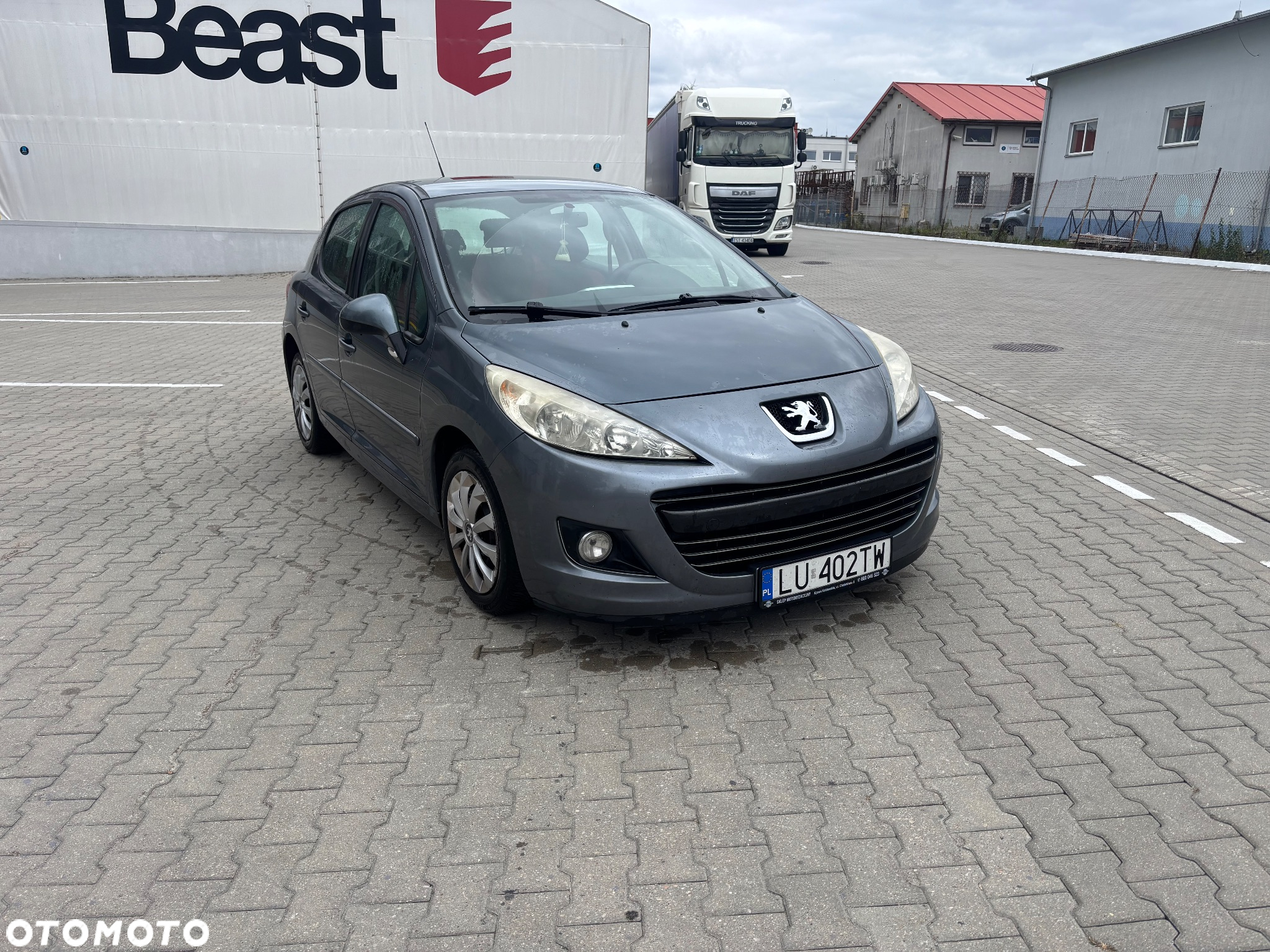 Peugeot 207 1.4 Trendy - 11
