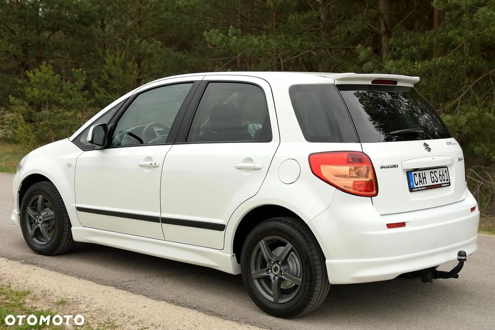 Suzuki SX4 - 4