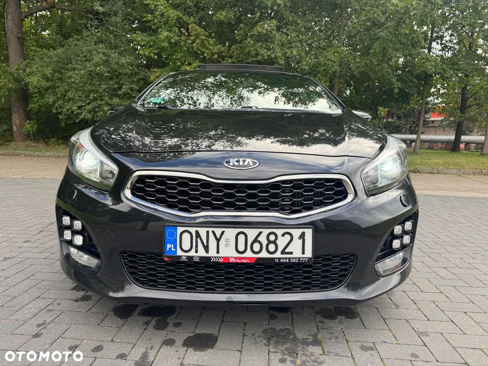 Kia Ceed 1.6 CRDi GT Line - 20