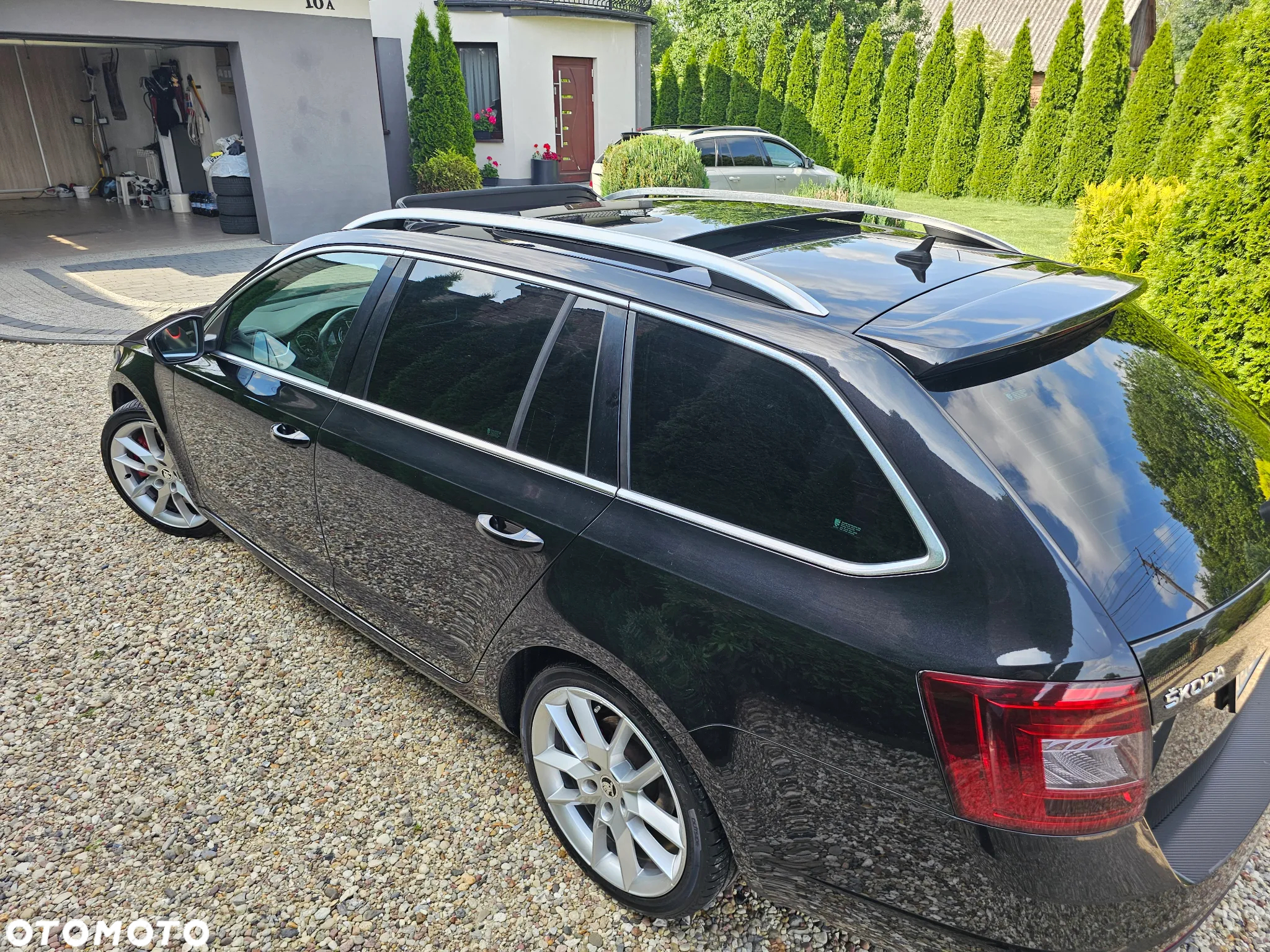 Skoda Octavia Combi 2.0 TDI DSG RS - 18