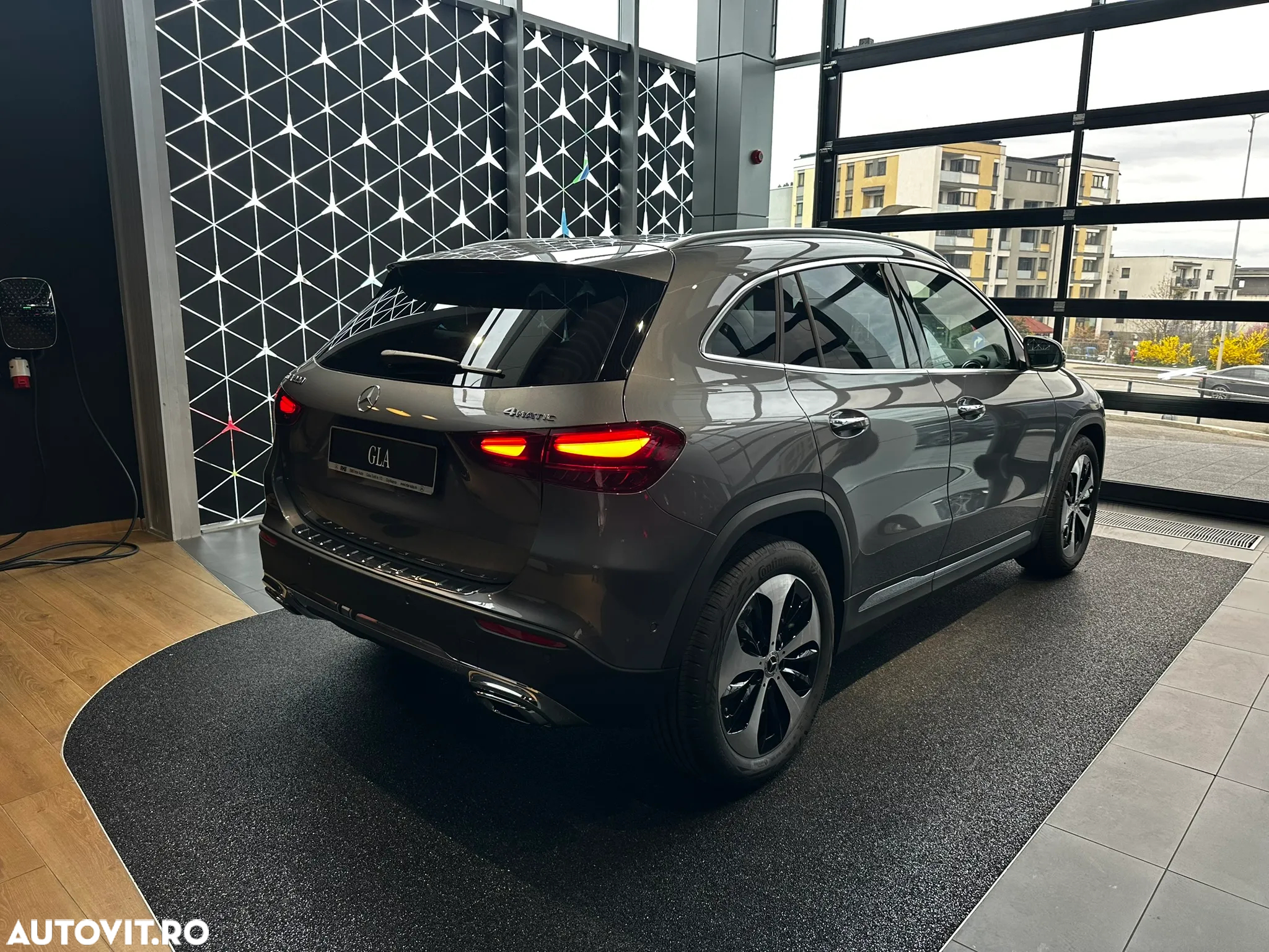 Mercedes-Benz GLA 220 4MATIC MHEV Aut. - 4