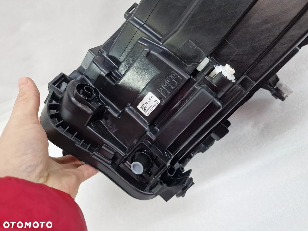 BMW X1 U11 22- PRAWA LAMPA PRZEDNIA PRZÓD , LED , BLACK SHADOW , BARDZO ŁADNA , NR 5A9A236-01 / EDR82B , NR AUKCJI LPP2 - 23