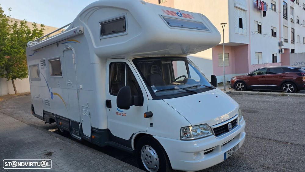 CI International Mizar 7 Metros Cama Casal Atrás Frigorifico Grande - 6