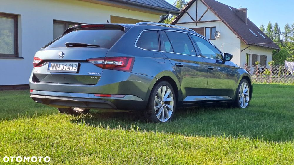 Skoda Superb 2.0 TDI 4x4 DSG L&K - 8
