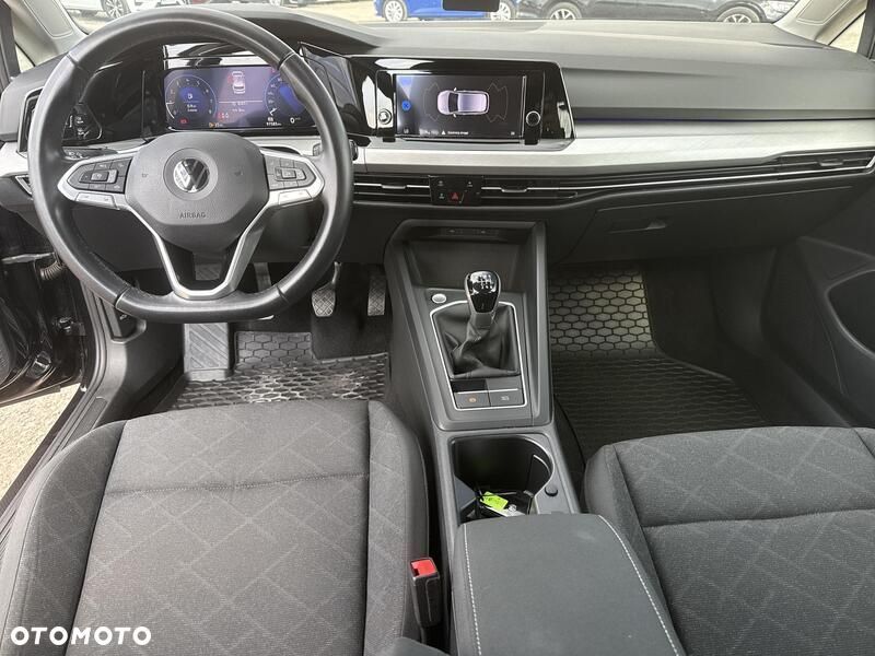 Volkswagen Golf - 21