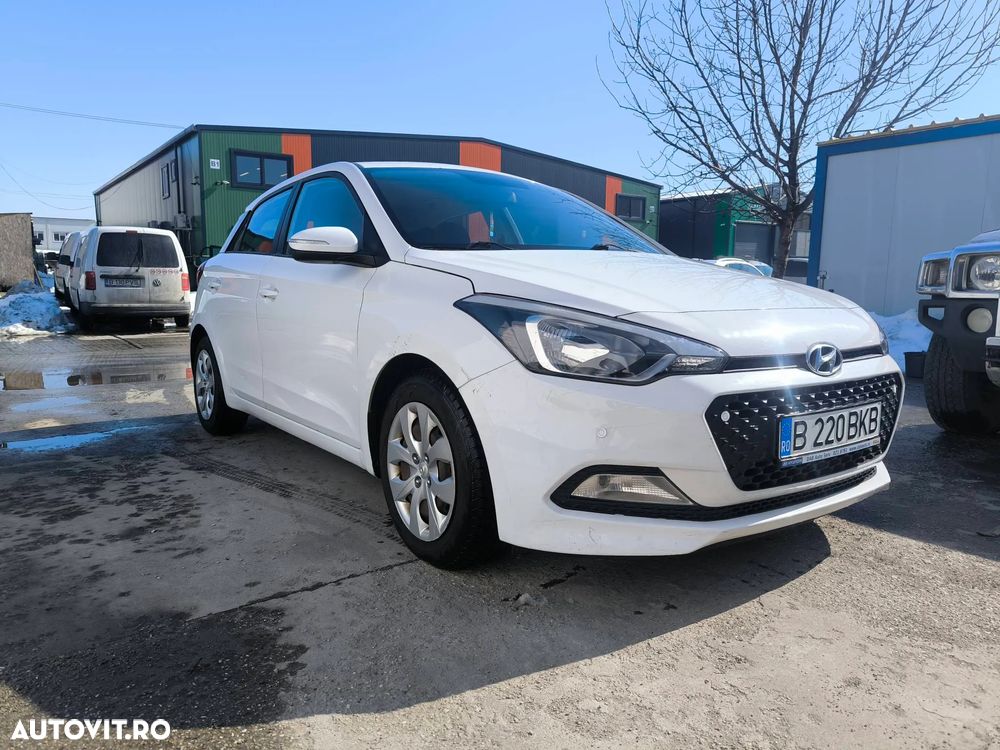 Hyundai i20 - 10