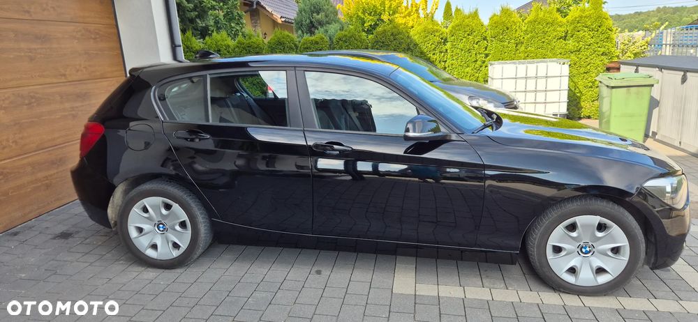 BMW Seria 1 116i - 8