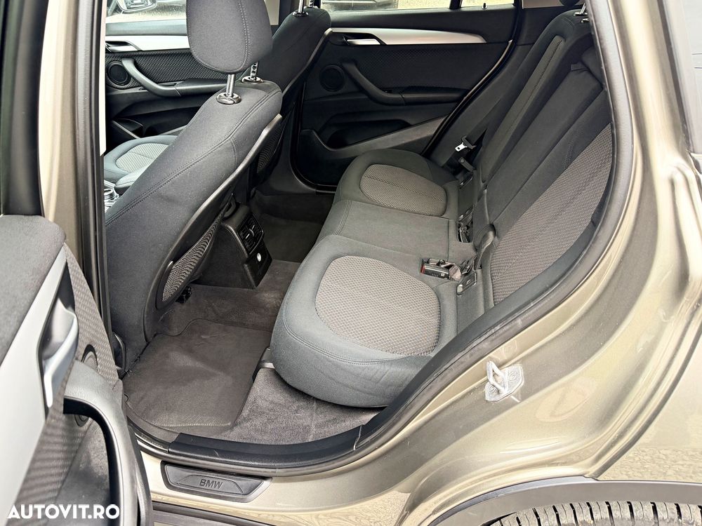 BMW X1 sDrive16d xLine - 18