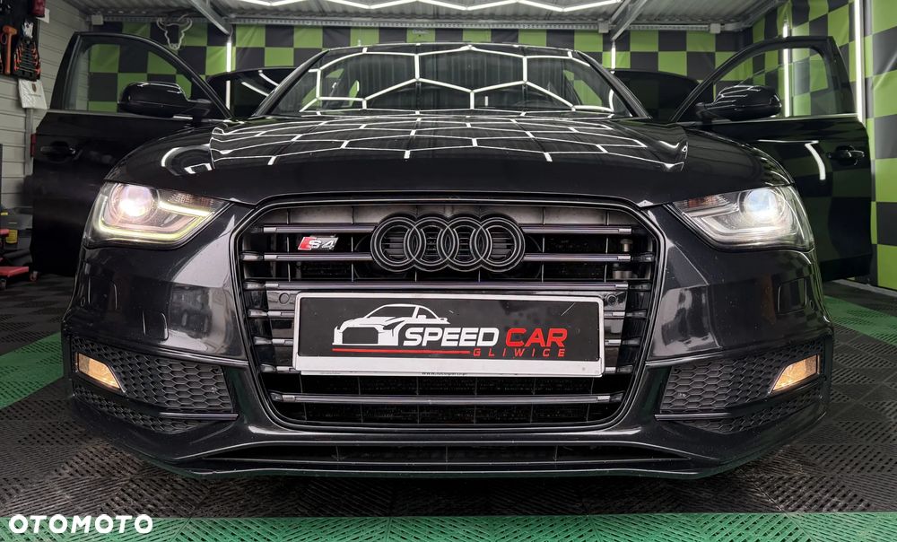 Audi A4 Limousine 3.0 TFSI Quattro S tronic - 4