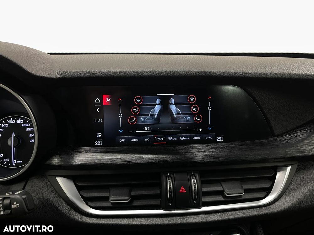 Alfa Romeo Stelvio 2.2 16V AT8 Q4 Business - 19