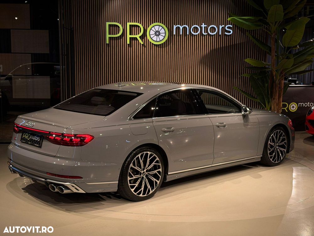 Audi S8 PI quattro Tiptronic MHEV - 11