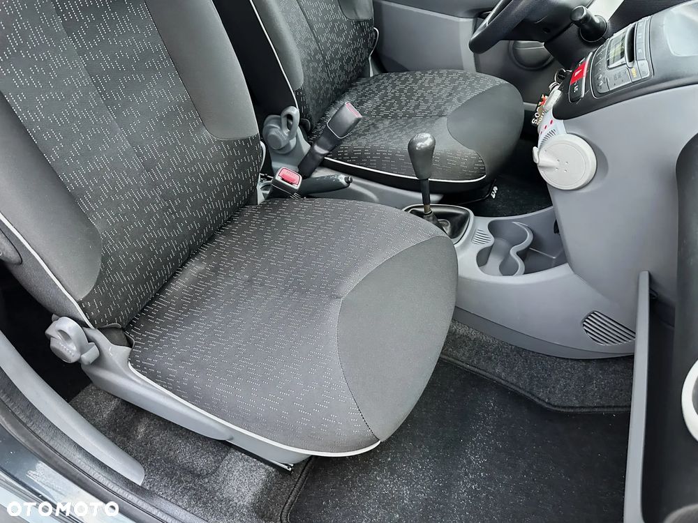 Peugeot 107 70 Urban Move - 11