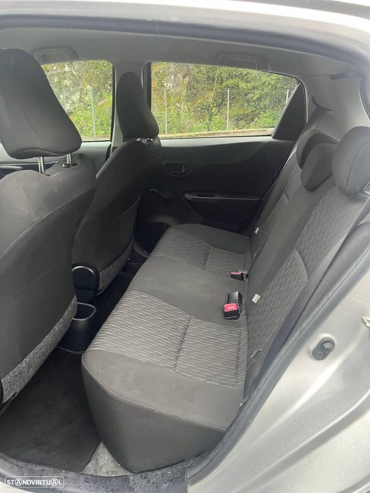 Toyota Yaris 1.0 VVT-i ACtive - 4