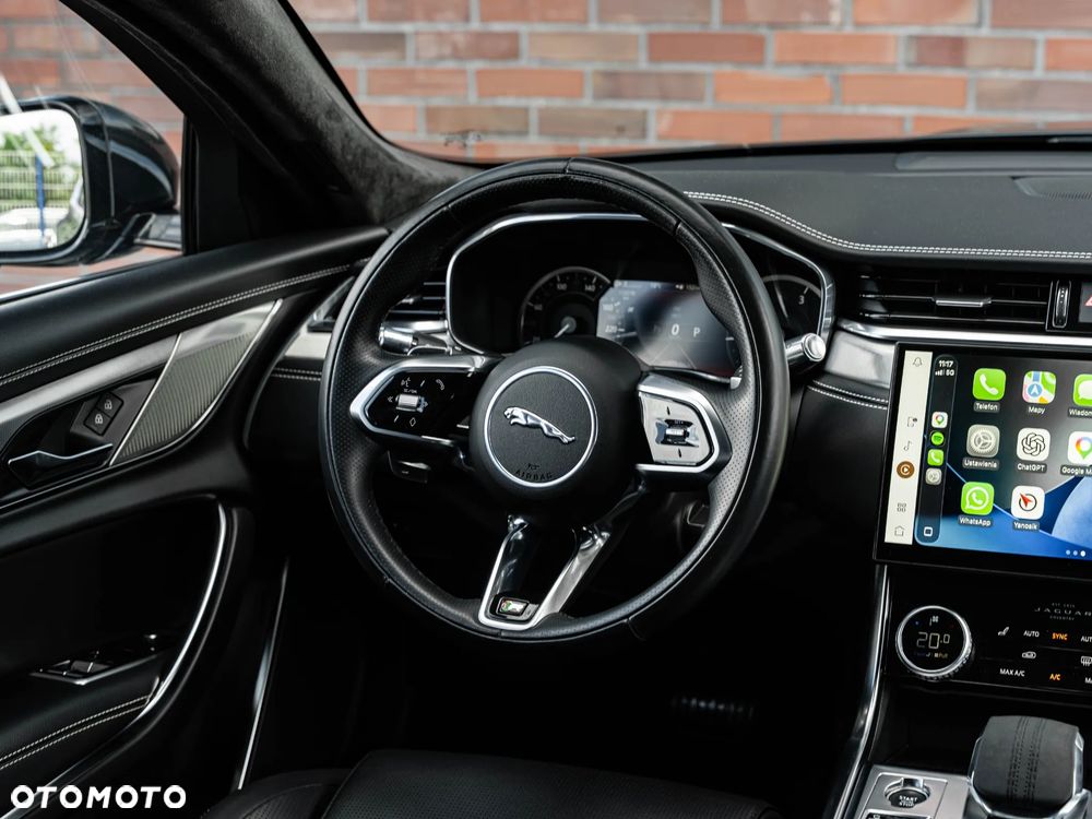 Jaguar XF D200 R-Dynamic HSE - 30
