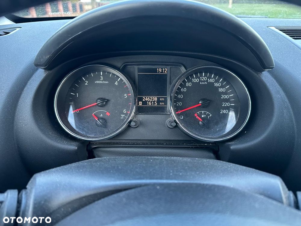 Nissan Qashqai+2 2.0 dCi DPF acenta - 8