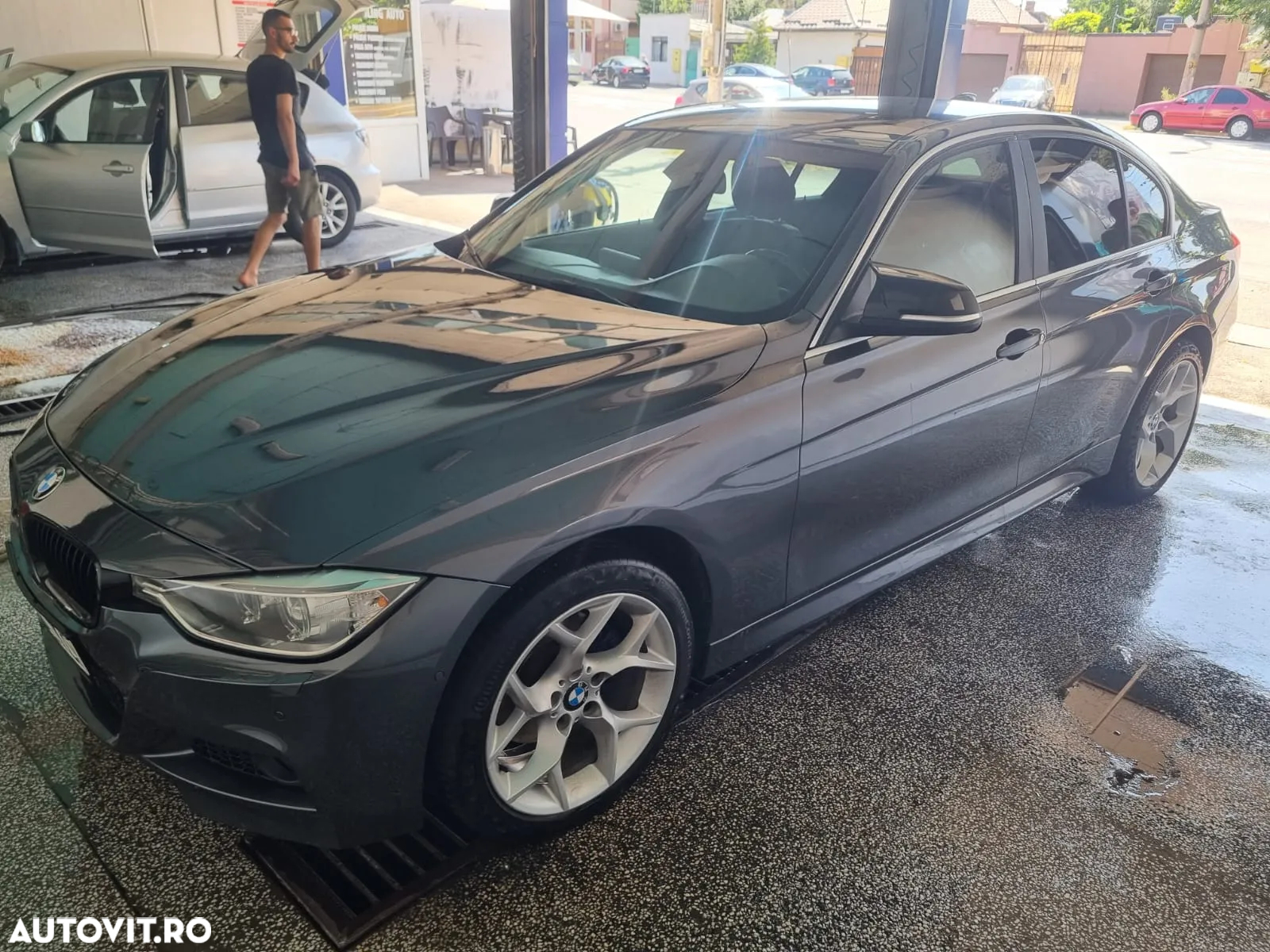 BMW Seria 3 320d xDrive GT Aut. - 2