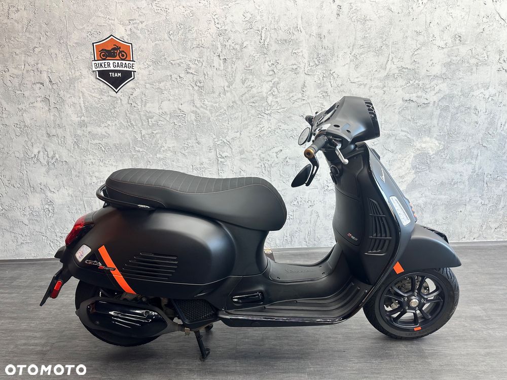 Vespa GTS - 1