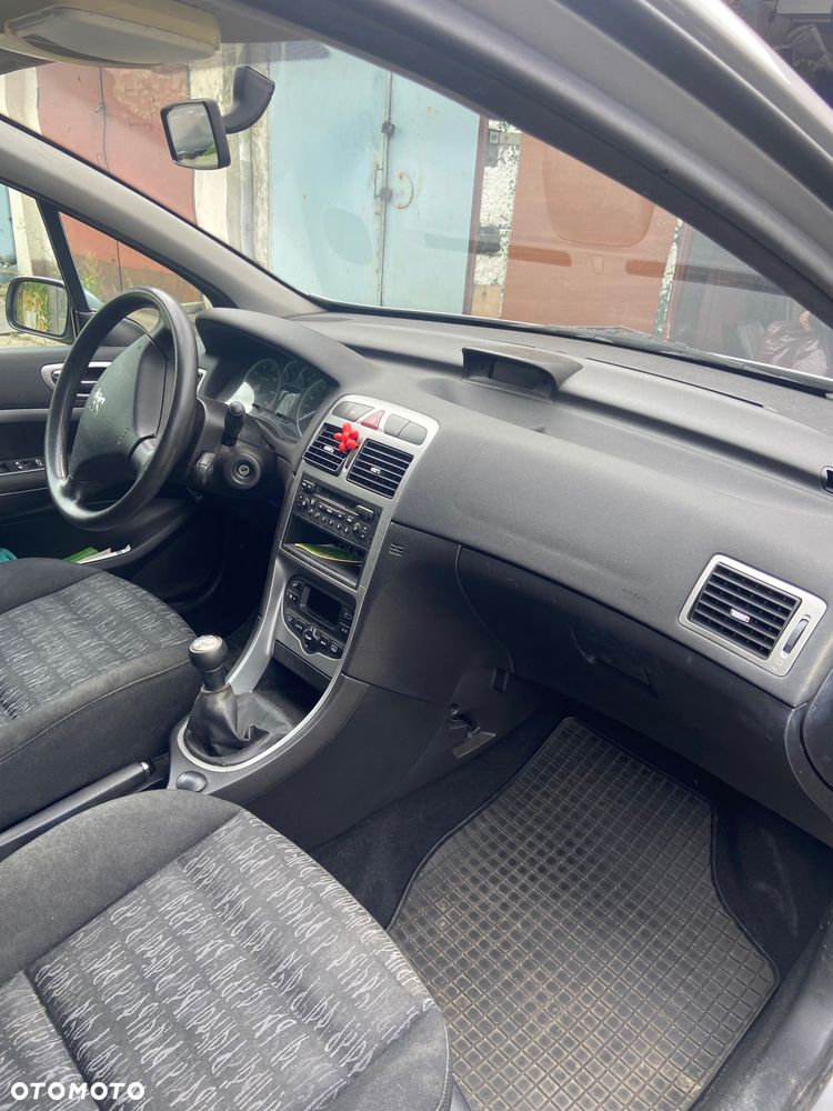 Peugeot 307 - 4