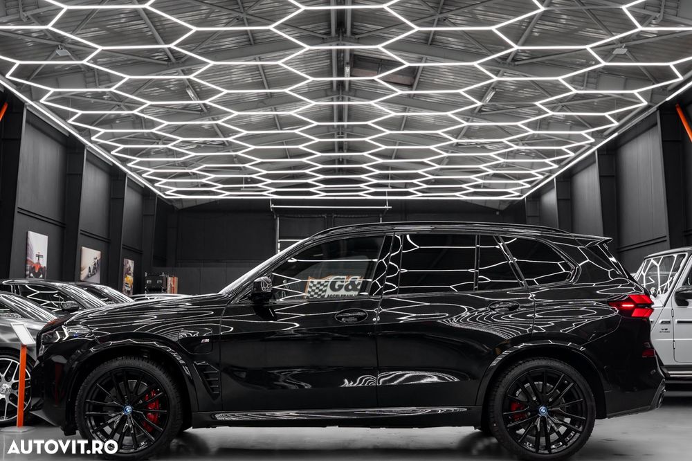 BMW X5 xDrive50e - 33