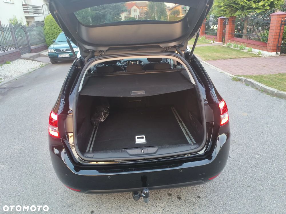 Peugeot 308 1.6 BlueHDi Business Line S&S - 19