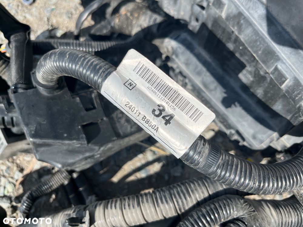 Obudowa skrzynka bezpieczników kompletna Nissan Qashqai J10 - 4