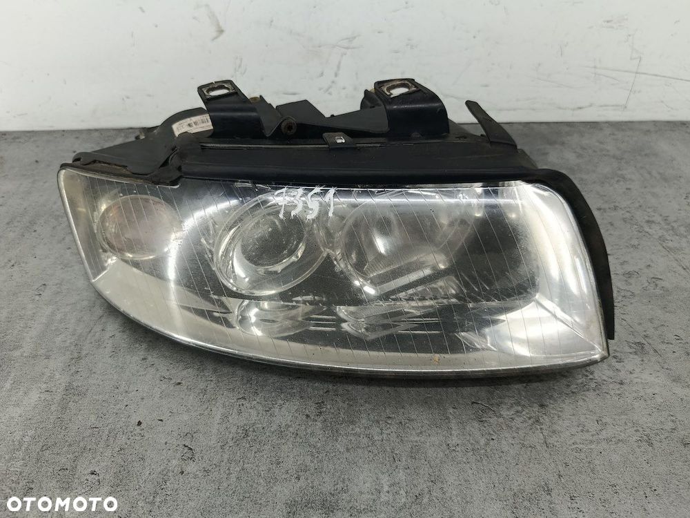 LAMPA PRZÓD PRAWA XENON AUDI A4 B6 8E0941004S  8E0990008S 89309160  VALEO - 1