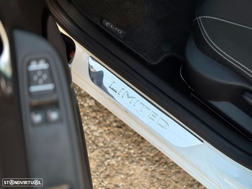 Renault Clio 1.5 dCi Limited EDition - 13