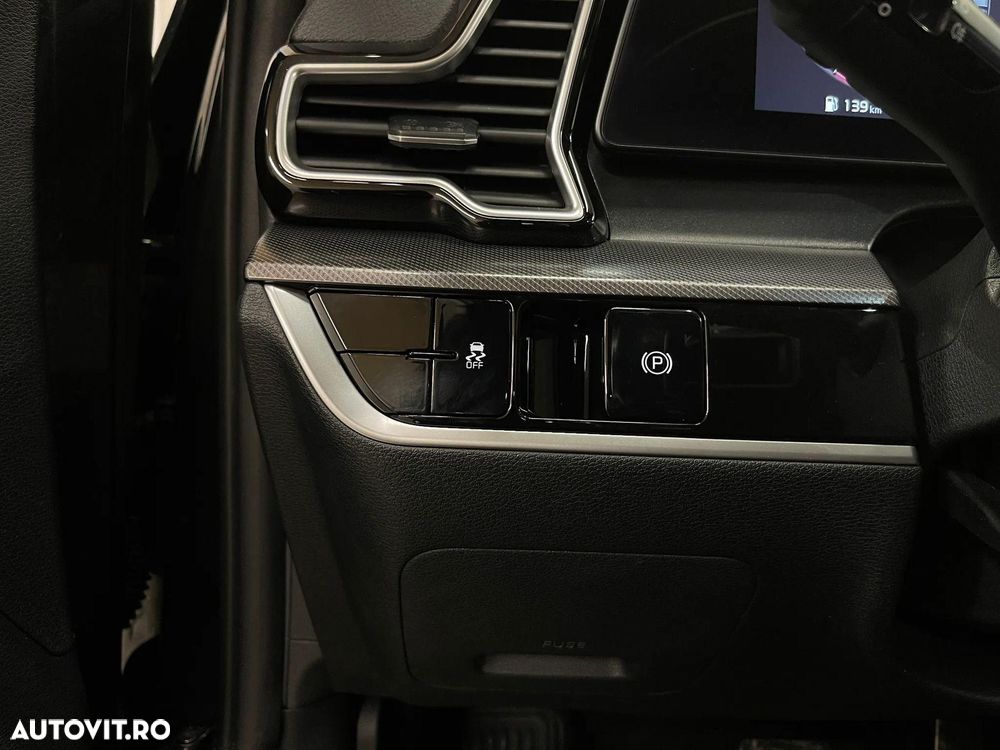 Kia Sportage 1.6 DSL MHEV 7DCT HP 4x4 GT Line - 33