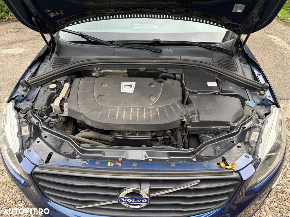 Volvo XC 60 D4AWD Kinetic - 2