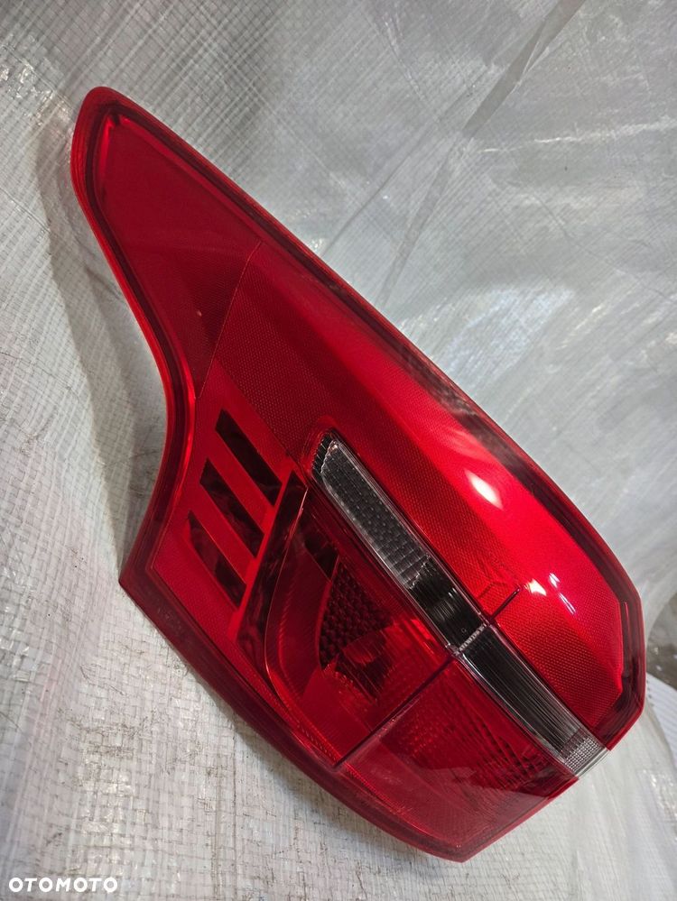 LAMPA TYŁ LEWA FORD FOCUS MK3 LIFT KOMBI F1EB-13405-D - 2