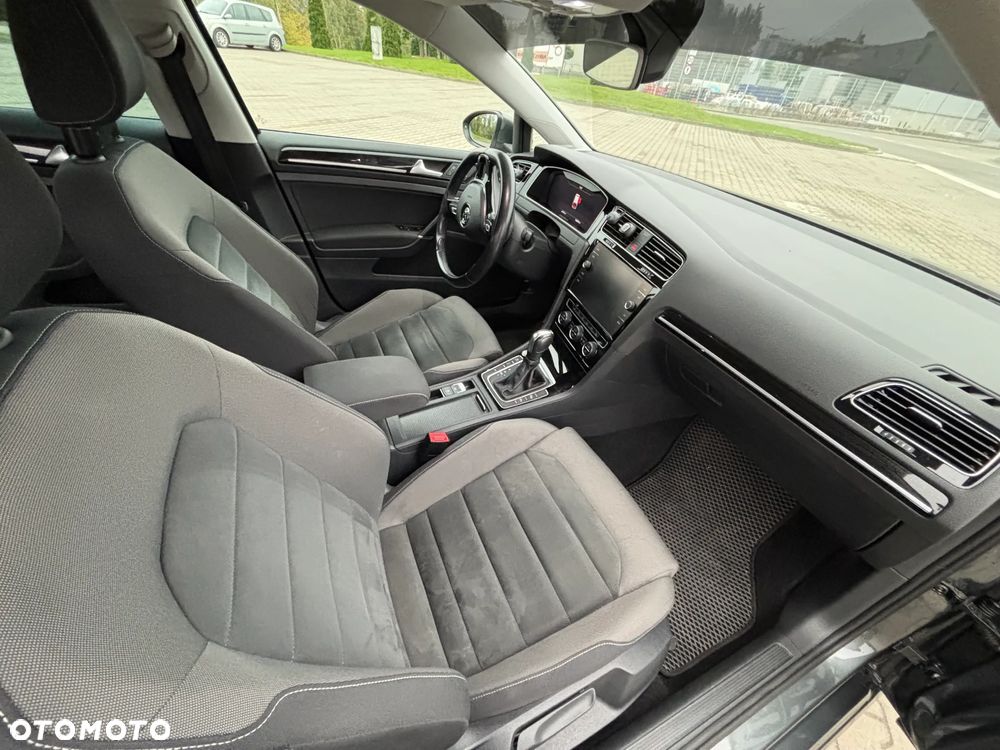 Volkswagen Golf VII 1.5 TSI BMT Evo Highline DSG - 27