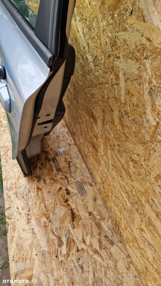 VOLVO V50 DRZWI TYŁ LEWY LEWE KOD LAK. 477-46 - 6