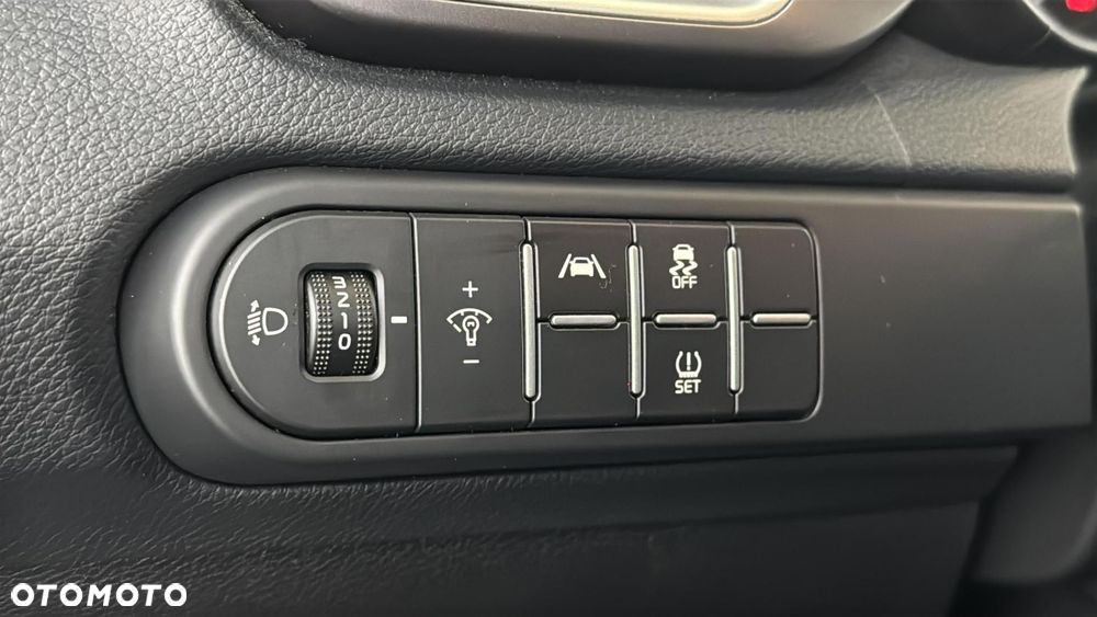 Kia Ceed 1.5 T-GDI M - 26