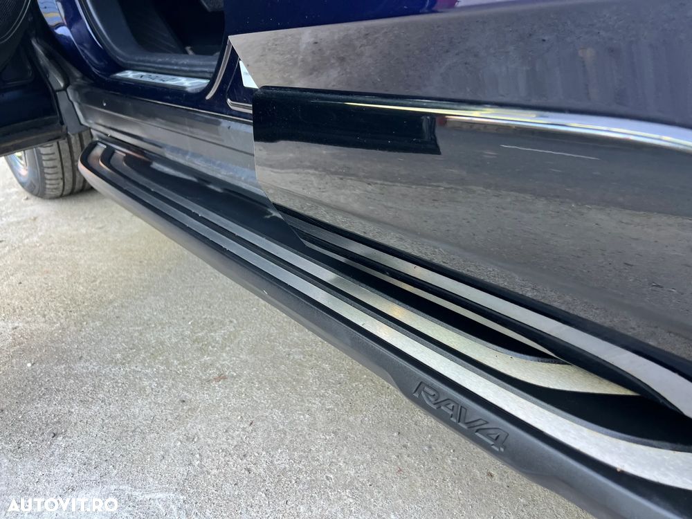 Toyota RAV4 2.5 Hybrid VVT-iE 4x4 Luxury Premium - 16