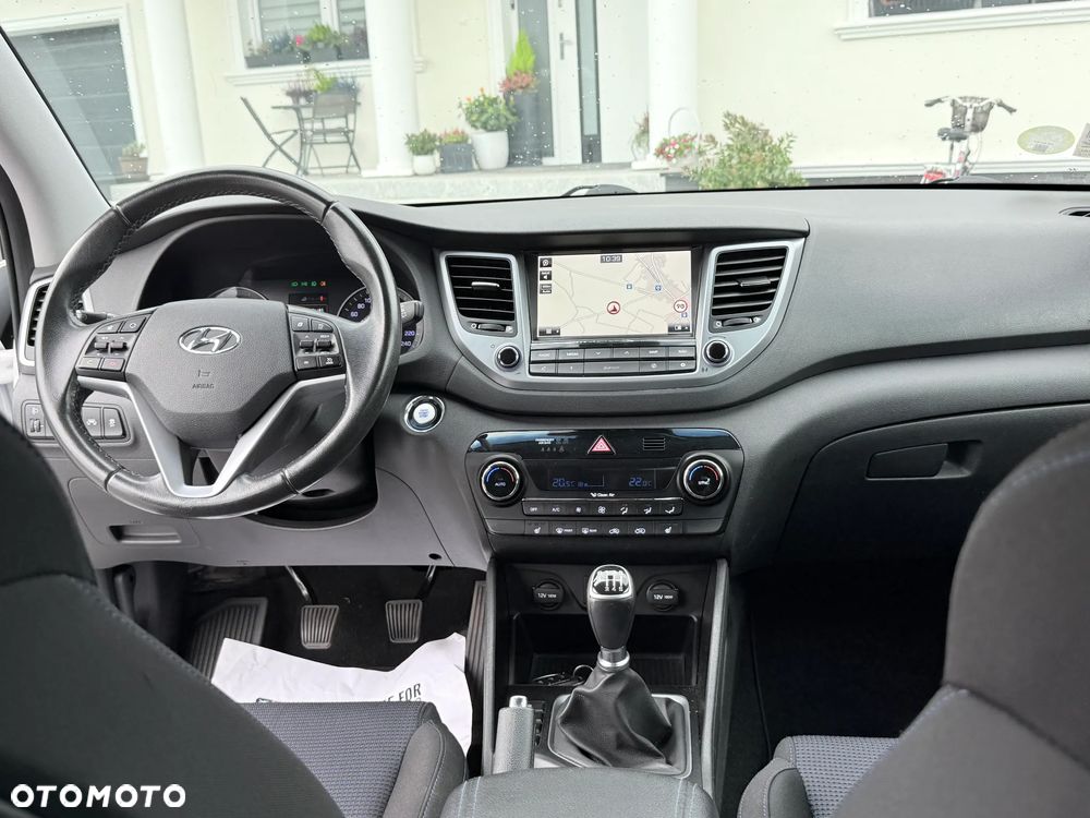 Hyundai Tucson 2.0 CRDI BlueDrive Comfort 2WD - 26