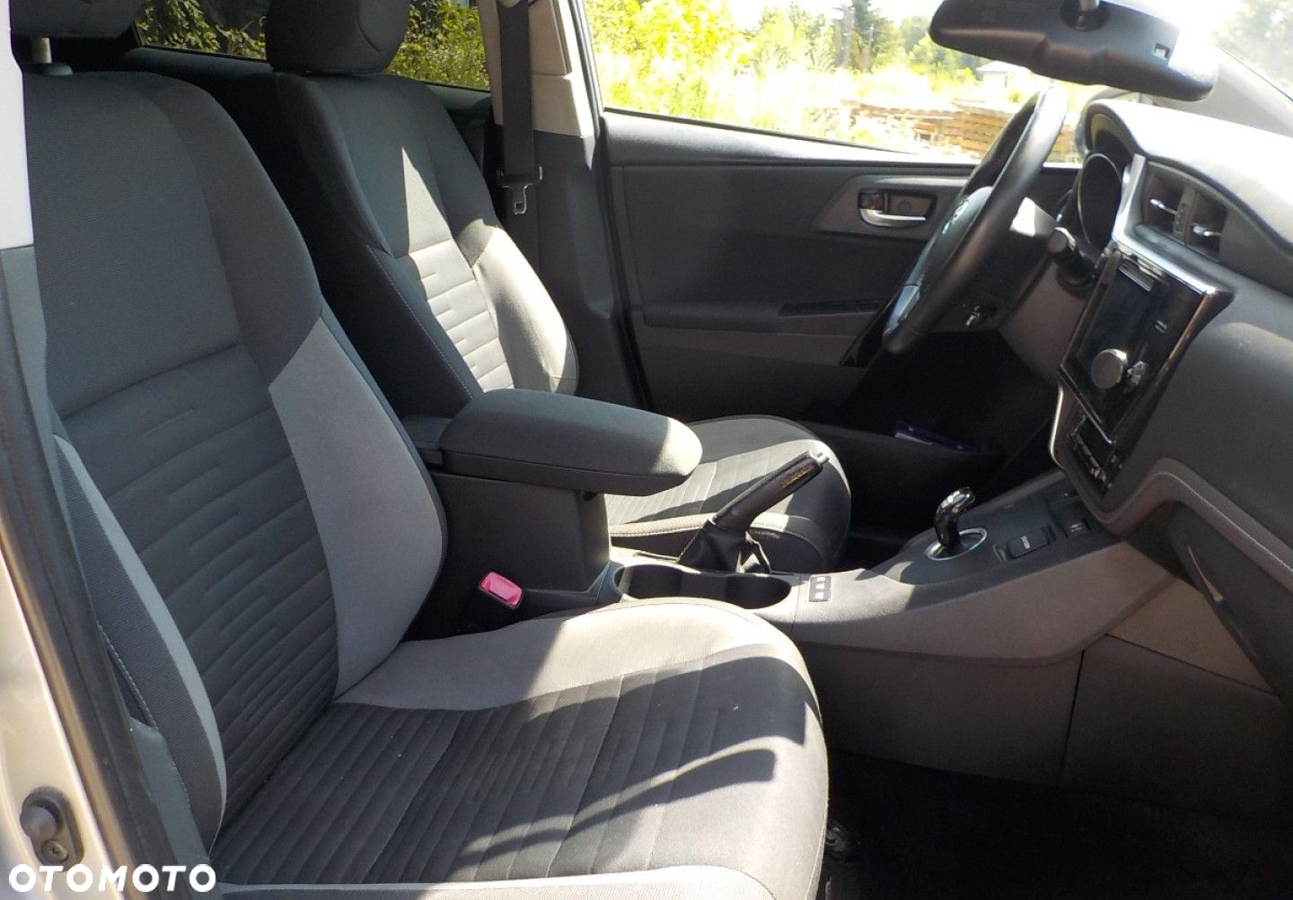Toyota Auris - 15