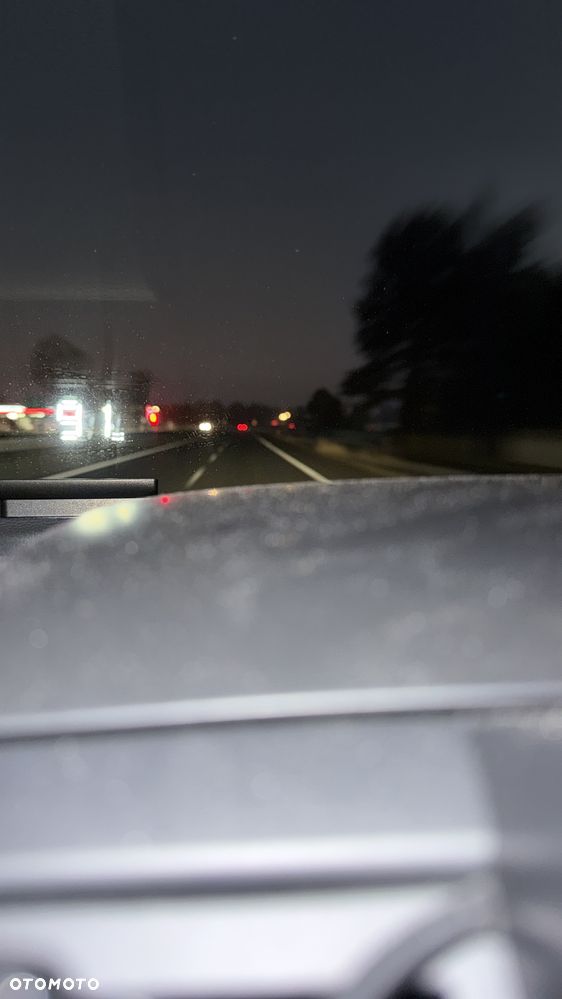 Volkswagen Multivan - 19