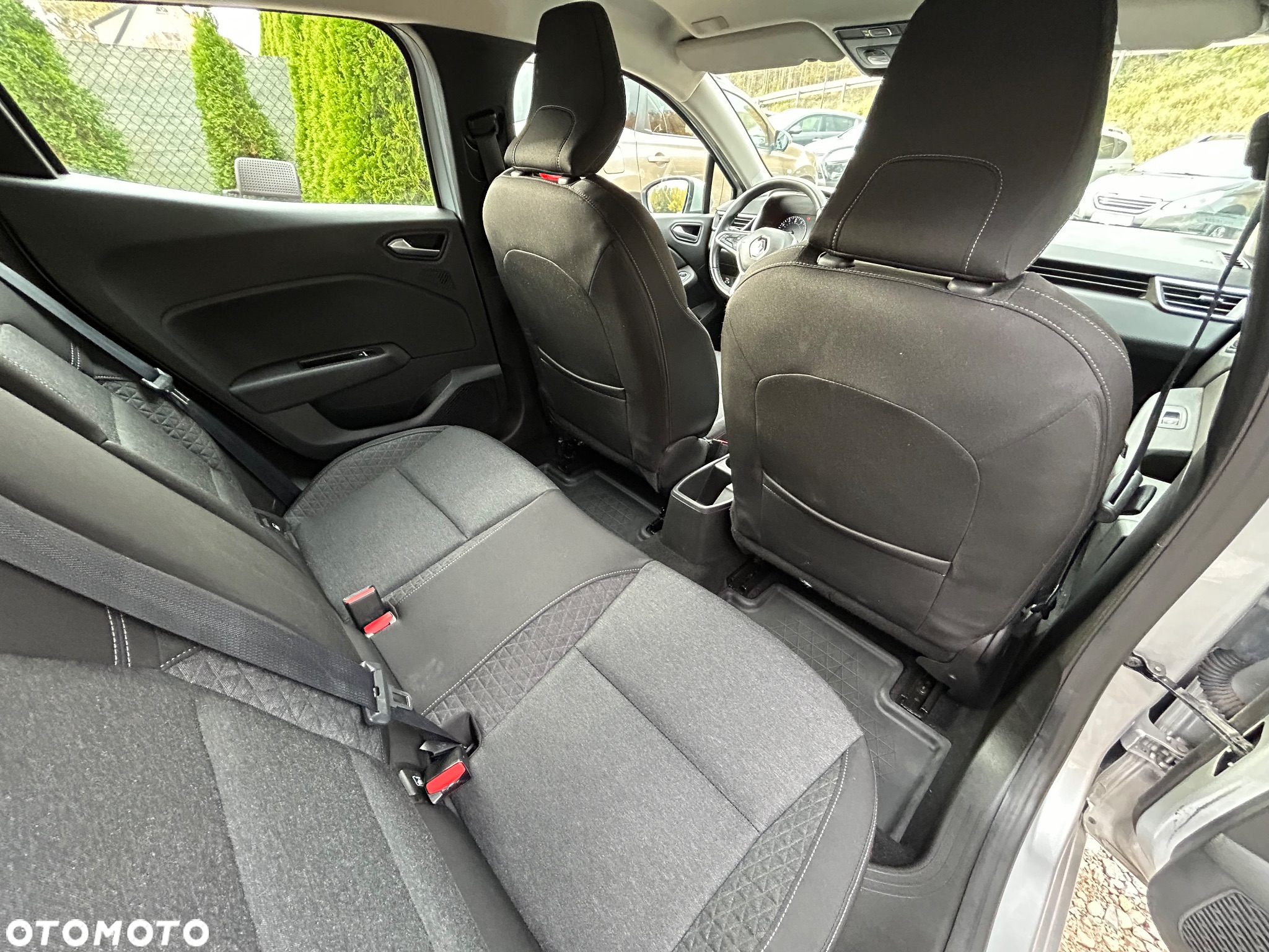 Renault Clio 1.0 TCe Zen - 26